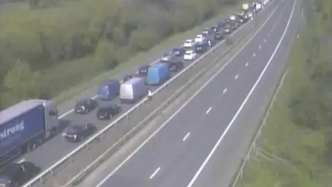Traffic building on the M4