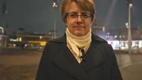 Aisha Iqbal/BBC Bradford council leader Susan Hinchcliffe