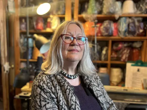 Penny Burdett now runs her knitting business from home