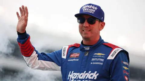 Kyle Busch, driver of the #7 HendrickCars.com Chevrolet, is introduced prior to the NASCAR Craftsman Truck Series SpeedyCash.com 250 at Texas Motor Speedway on May 01, 2026 in Fort Worth, Texas.