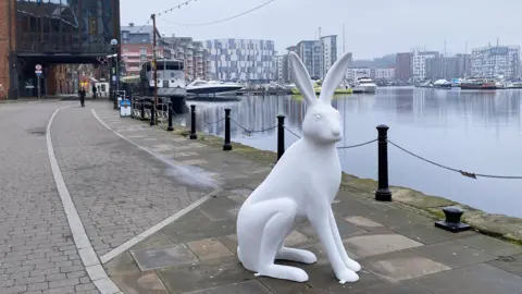 St Elizabeth Hospice A white hare sculpture at Ipswich waterfront.