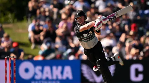 Tim Seifert batting for New Zealand