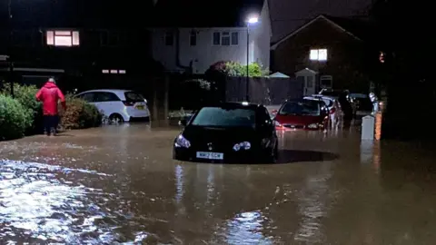 Lulu Dunford Flooding and cars