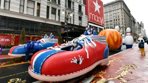 Getty Images Go Bowling balloonicles at the 94th Annual Macy’s Thanksgiving Day Parade on 26 November 2020 in New York City