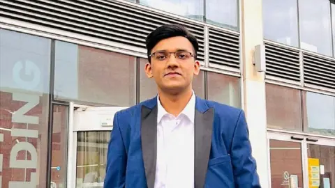 Chaudhary Hamza Riaz Chaudhary Hamza Riaz