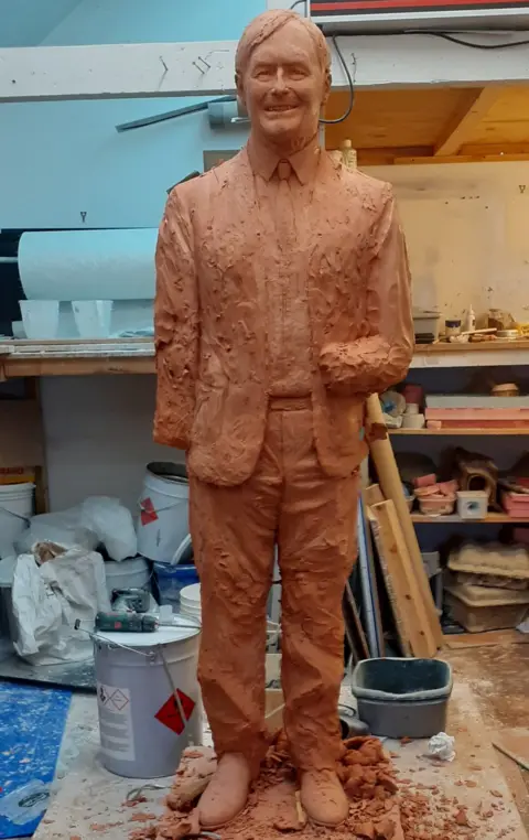 Andrew Lilley A sculpture of Sir David Amess, a work in progress