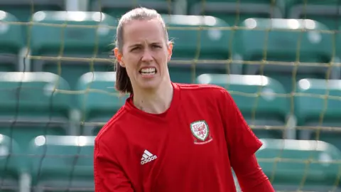 O'Sullivan-Jones has won 59 Wales caps