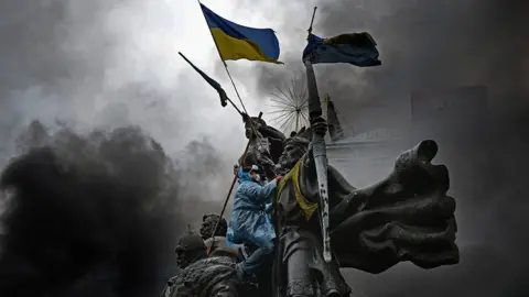 Getty Images Ukraine statue