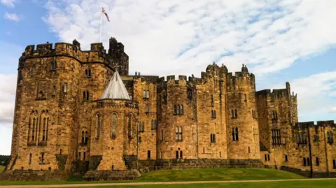 Alnwick Castle aka Hogwarts