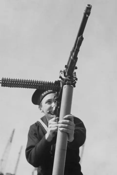 William Vanderson via Getty Images William Vanderson/Fox Photos/Hulton Archive/Getty Images).