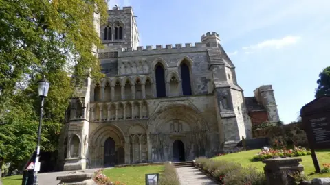 Geograph/Dr Neil Clifton Priory church, Dunstable