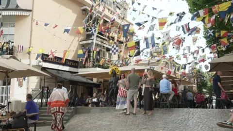 picture of the trafalgar tavern