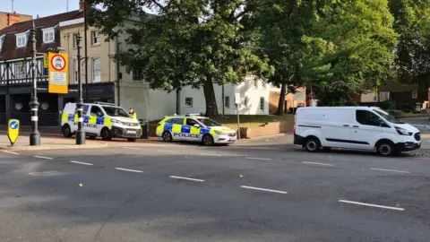 Ivan Barefield/FR Pix Police cars outside Reading Minster