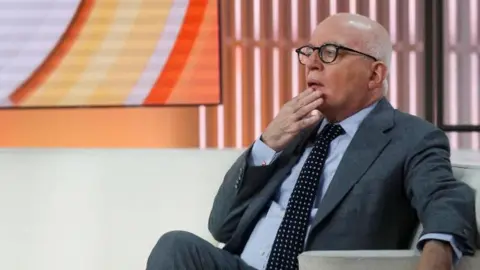 El autor de Reuters, Michael Wolff, es visto en el set de 'Today' de NBC en 2018.