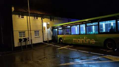 BBC Bus crashed into house in Radcliffe-on-Trent
