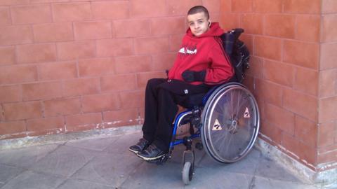 ngo adversity beats anas hakim