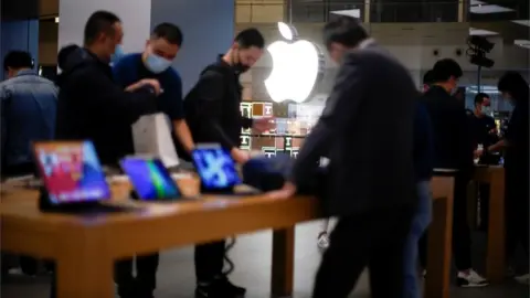 Reuters Apple store in China