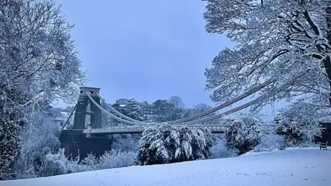 Andrew Cleaver Snow on the Clifton Suspension Bridge