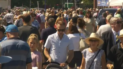 BBC Crowds at the Lincolnshire Show