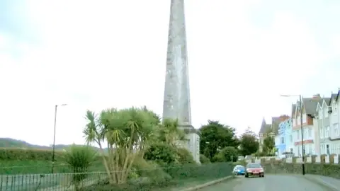 Geograph / Nigel Davies  Picton Monument, Carmarthen