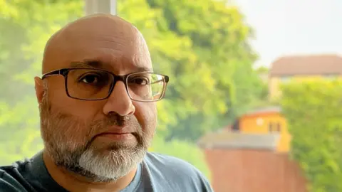 Amir Suleman Amir Suleman selfie-looking serious 