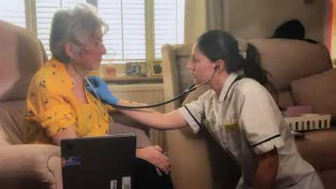 Hospital At Home A Virtual Ward That Puts Patients First And At Home - 6nd7kye