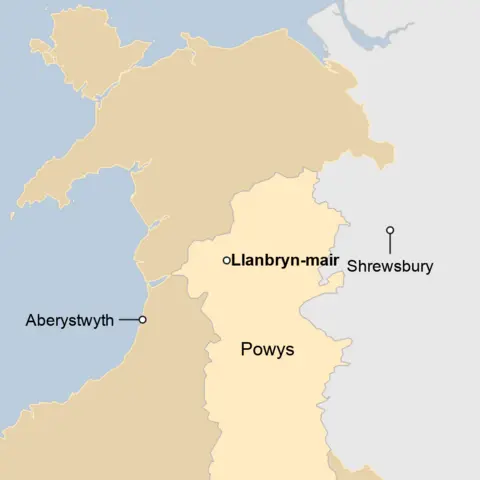 Map highlighting area of mid Wales and exact location of Llanbrynmair, Shrewsbury and Aberystwyth