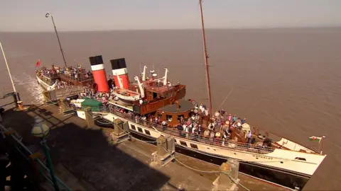 PS Waverley arriving at Clevedon Pier in June 2023