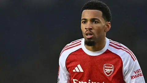 Ethan Nwaneri playing for Arsenal 