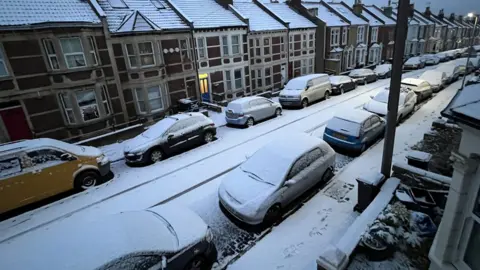 BBC Snow in Windmill Hill, Bristol