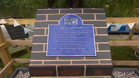 BBC Plaque unveiled near Stourport-on-Severn