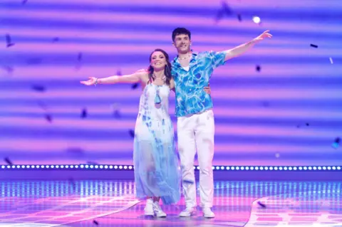 Matt Frost/Thames Steve and Tobias on stage together after win