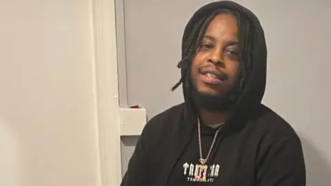 Lemar Rashawan Urqhart