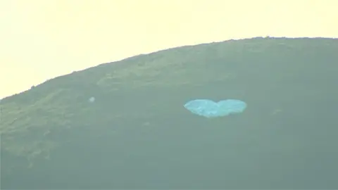 Blue heart to remember Noah Donhoe