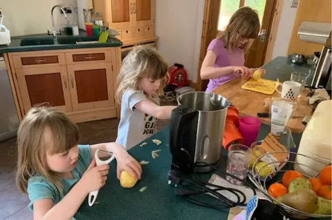 Bobbie Gordon Bobbie Gordon's family