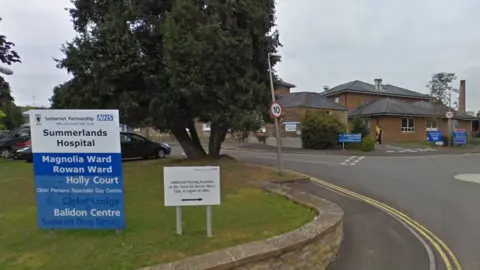 Google Summerlands Hospital, Yeovil