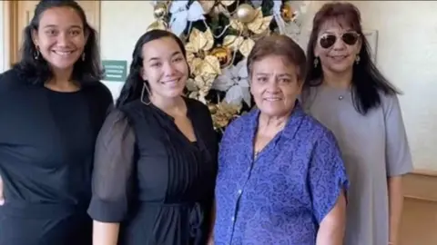 Family of Donna Gomes Family with Donna Gomes