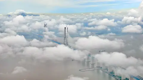 Getty Images Yangtze bridge under construction