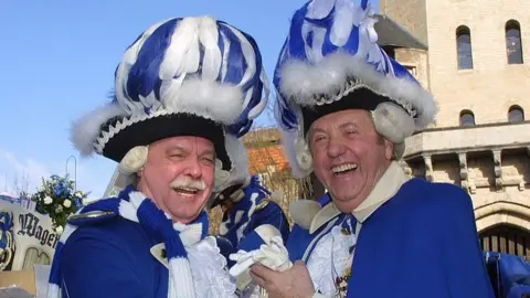 Getty Images Peter Griesemann (R) and Karl Moik at Cologne Carnival, 23 Feb 2004