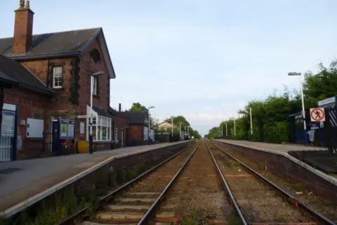 DSPUGH/GEOGRAPH Cattal railway station