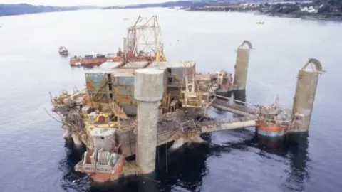 Sven Tonnessen/Norwegian Petroleum Museum A large metal platform