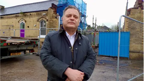 Mike Amesbury Mike Amesbury