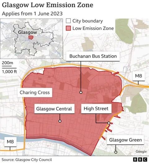 A representation  of Glasgow's Low Emission Zone. It encompasses landmarks including Glasgow Central, Buchannan Bus Station, George Square and the St Enoch centre