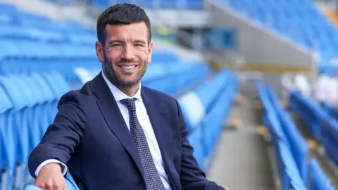 Brian Barry-Murphy has signed a 3-year deal at Cardiff City