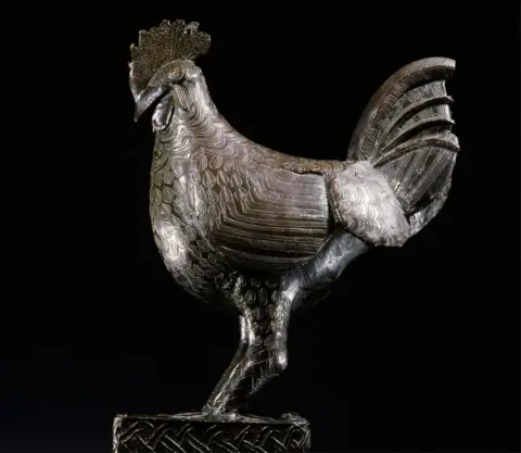 Alamy Bronze cockerel