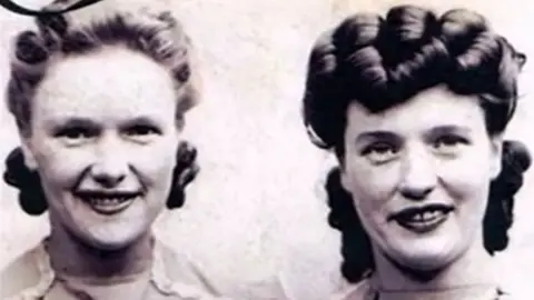 Elma and Thelma as young women