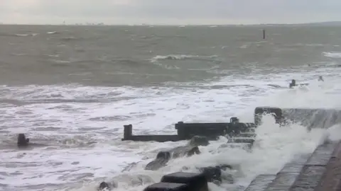 Image of crashing waves at the beach