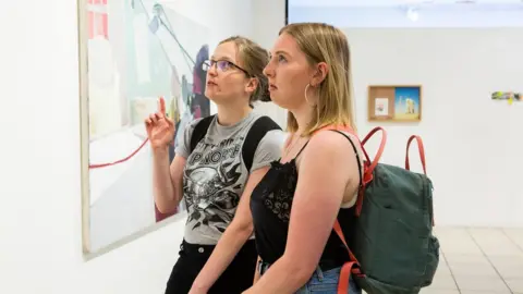 Kev Howard Art gallery