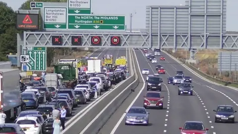 Cambridgeshire A14 near Bar Hill reopens after four hour closure