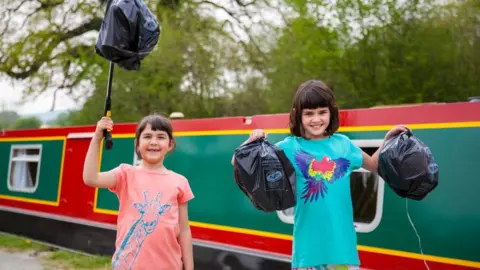 Canal and River Trust Eliza and Poppy